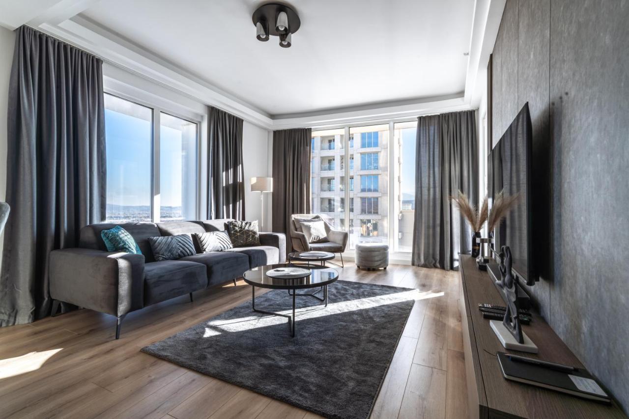 Sunrise Sky Lux Apartment, 33Rd Floor, Pool And Fitness Included Skopie Exterior foto