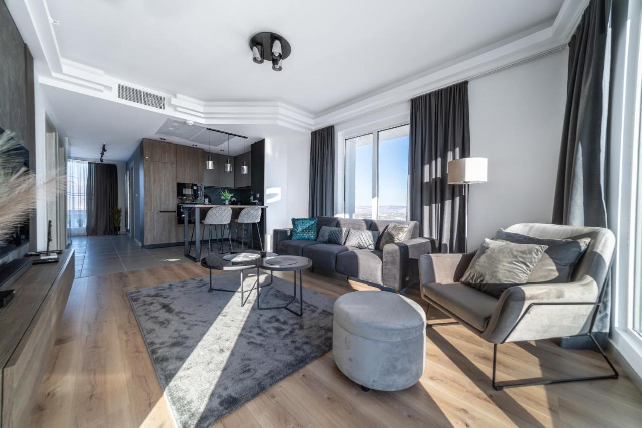 Sunrise Sky Lux Apartment, 33Rd Floor, Pool And Fitness Included Skopie Exterior foto