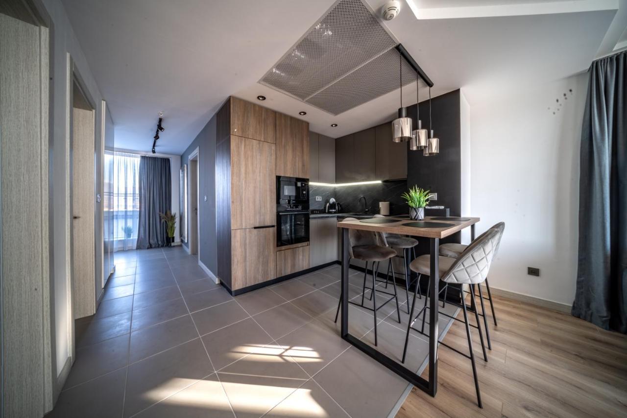 Sunrise Sky Lux Apartment, 33Rd Floor, Pool And Fitness Included Skopie Exterior foto